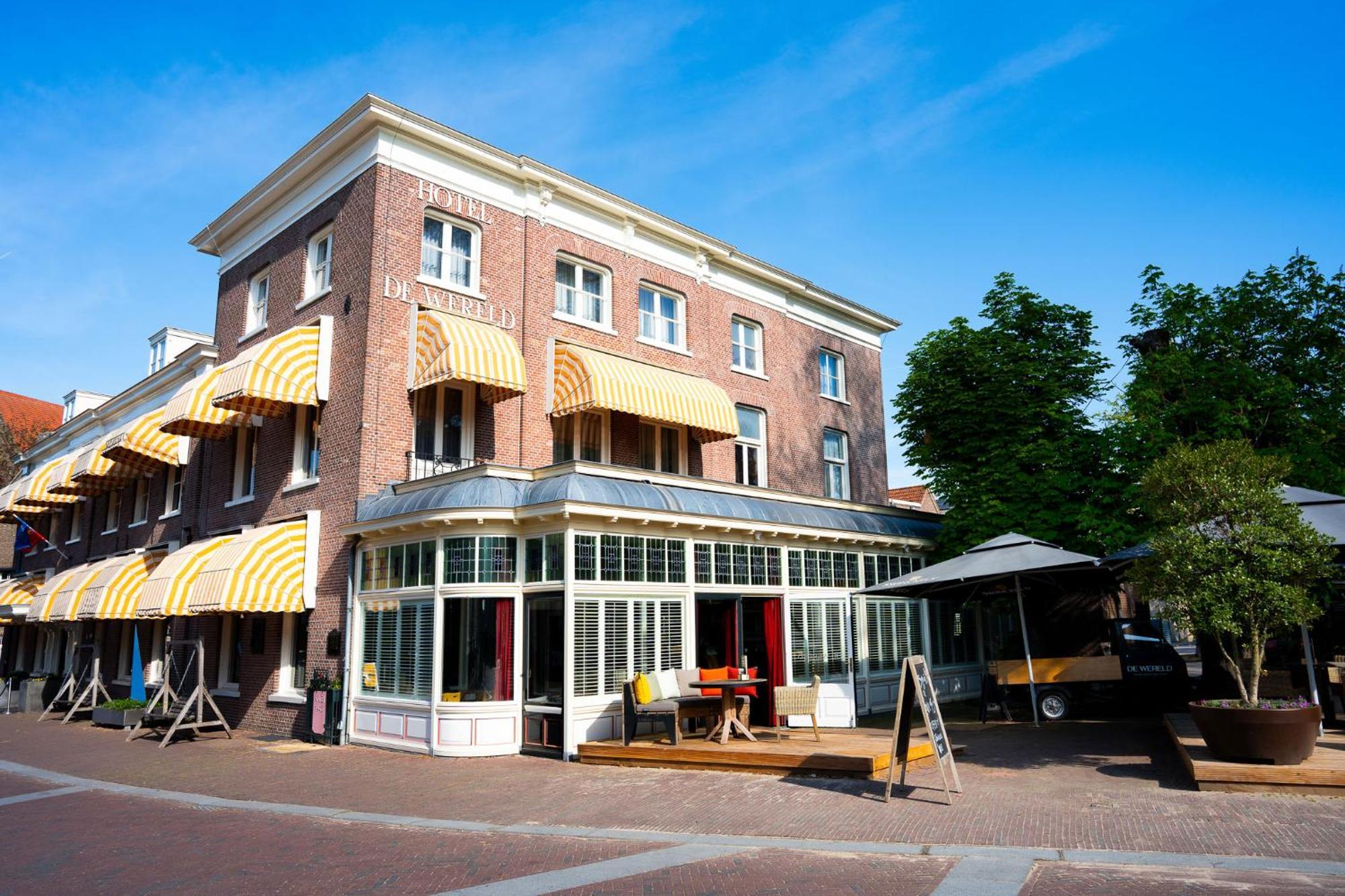 De Wereld 4*